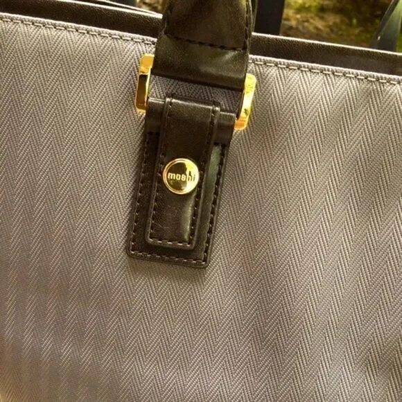 MOSHI ARIA SLIM LIGHTWEIGHT TOTE NWT